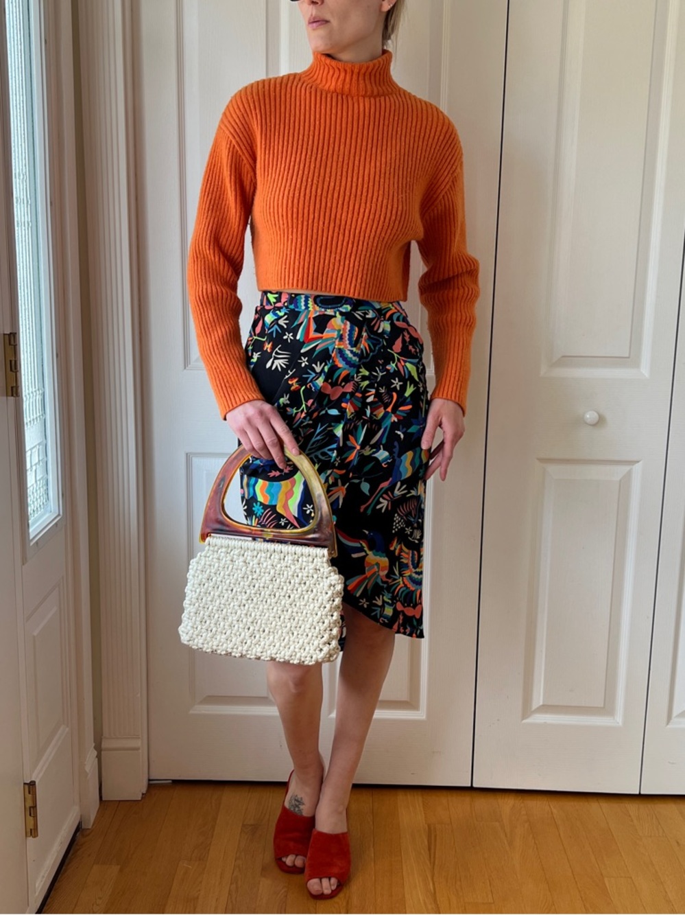 H&M Cropped Orange Knit Turtleneck sweater - Picture 4 of 4